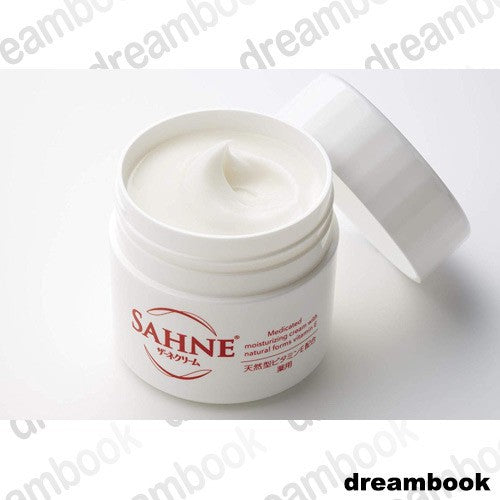 ［In stock］ EISAI Sahne Medicated Vitamin E Hand and Body Cream 100g / 48g