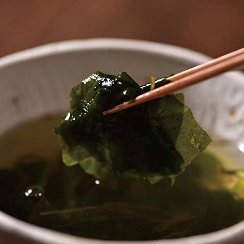 Kuzefuku Natural Wakame & Seaweed Soup with All Purpose Dashi (60g)